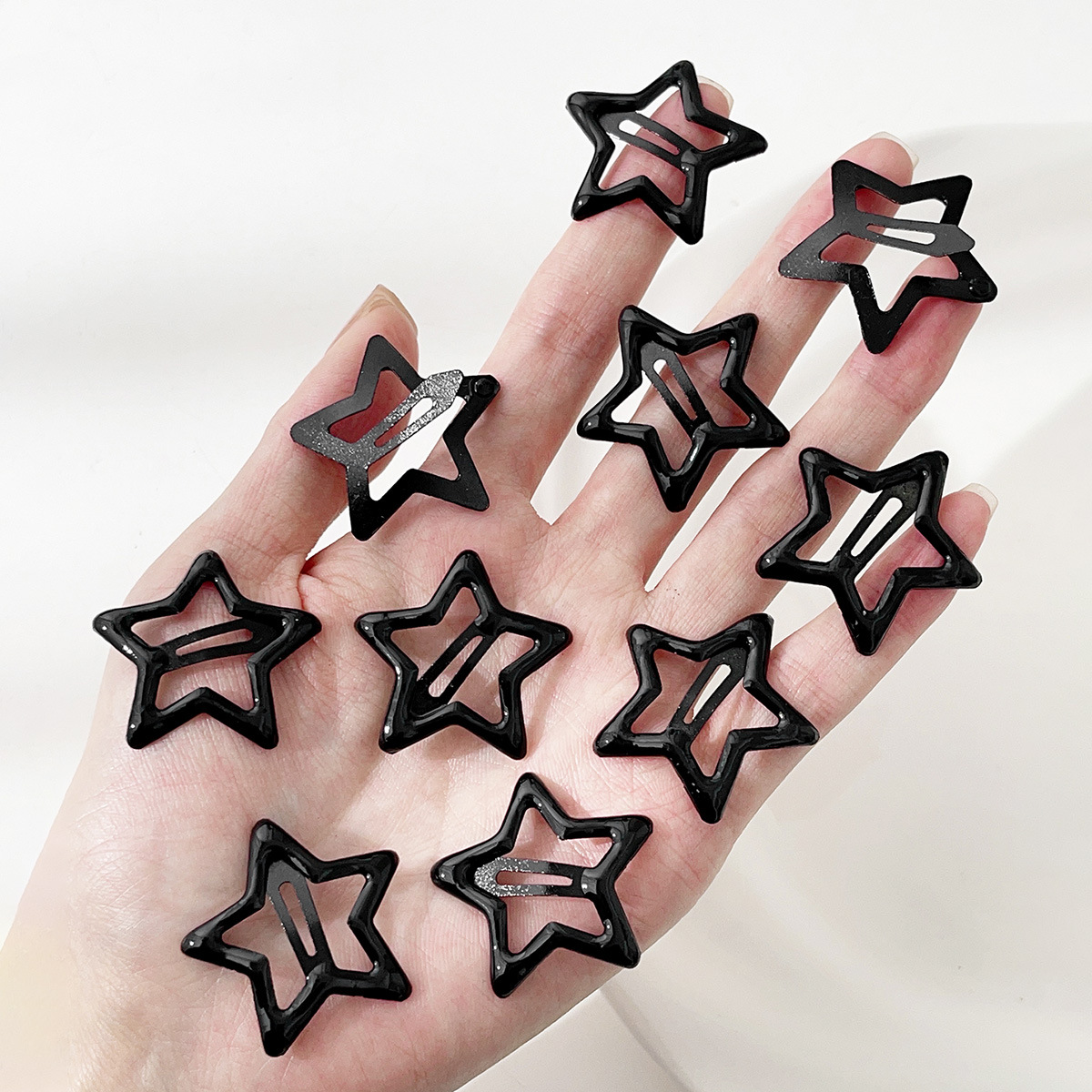 Y2K Girls Black and Grey Star  - Bobby Pin Bulk 评论和价格